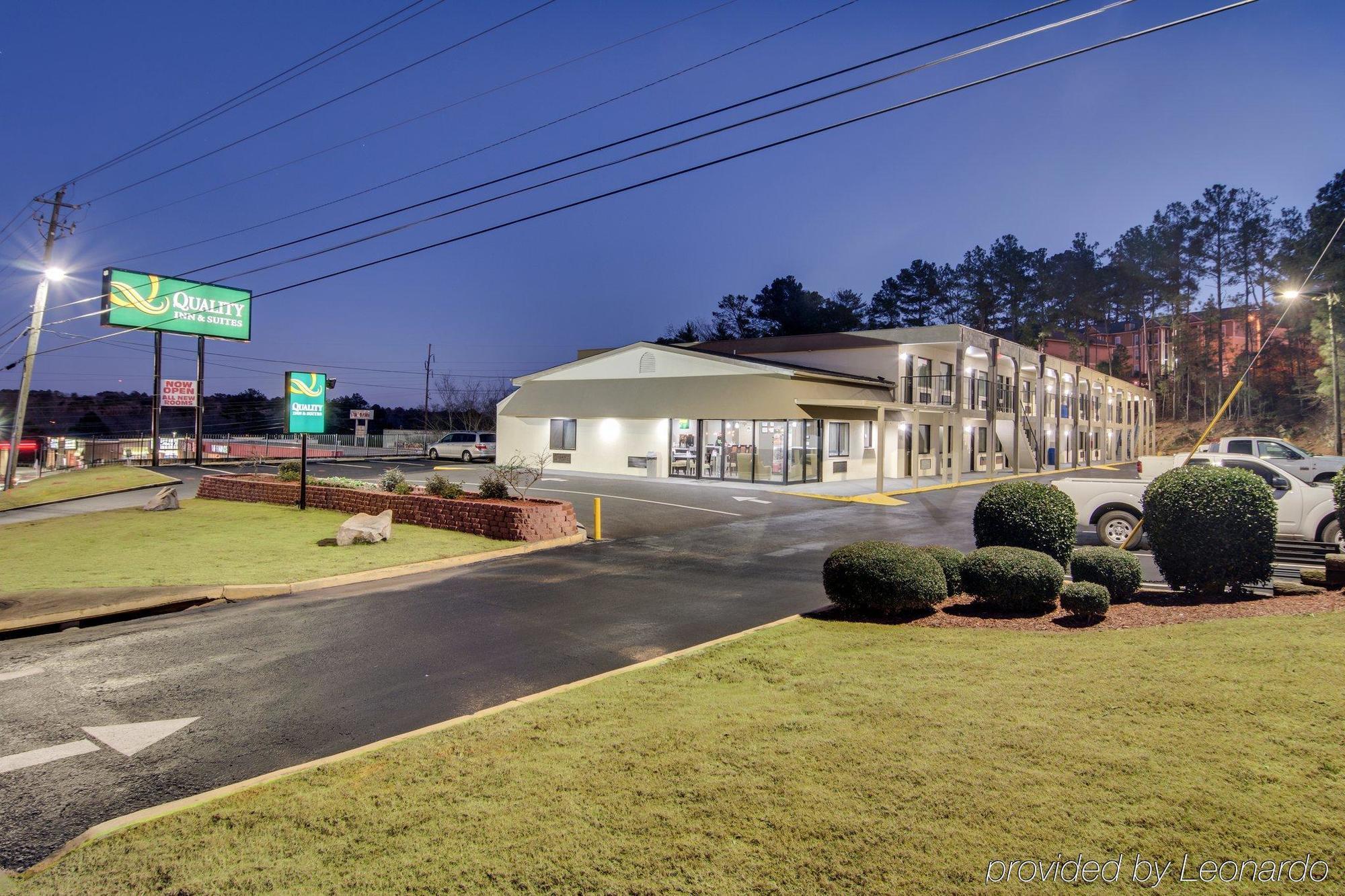 Quality Inn & Suites Athens University Area Exterior photo