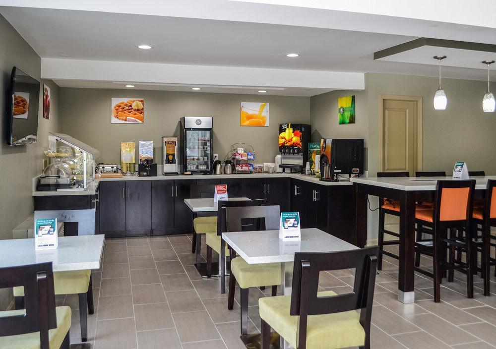 Quality Inn & Suites Athens University Area Exterior photo